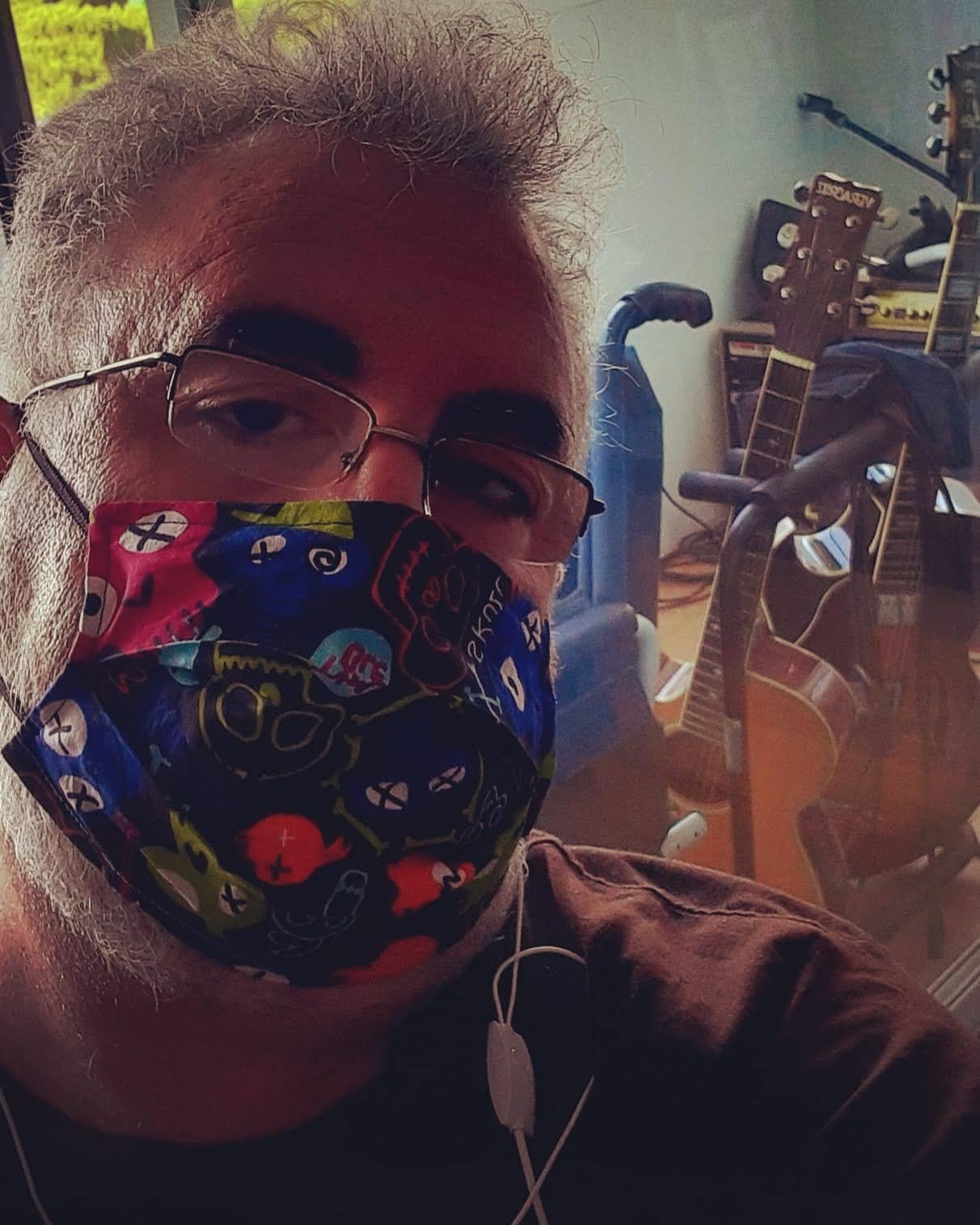 ¿Qué hay de nuevo, viejo? (3)